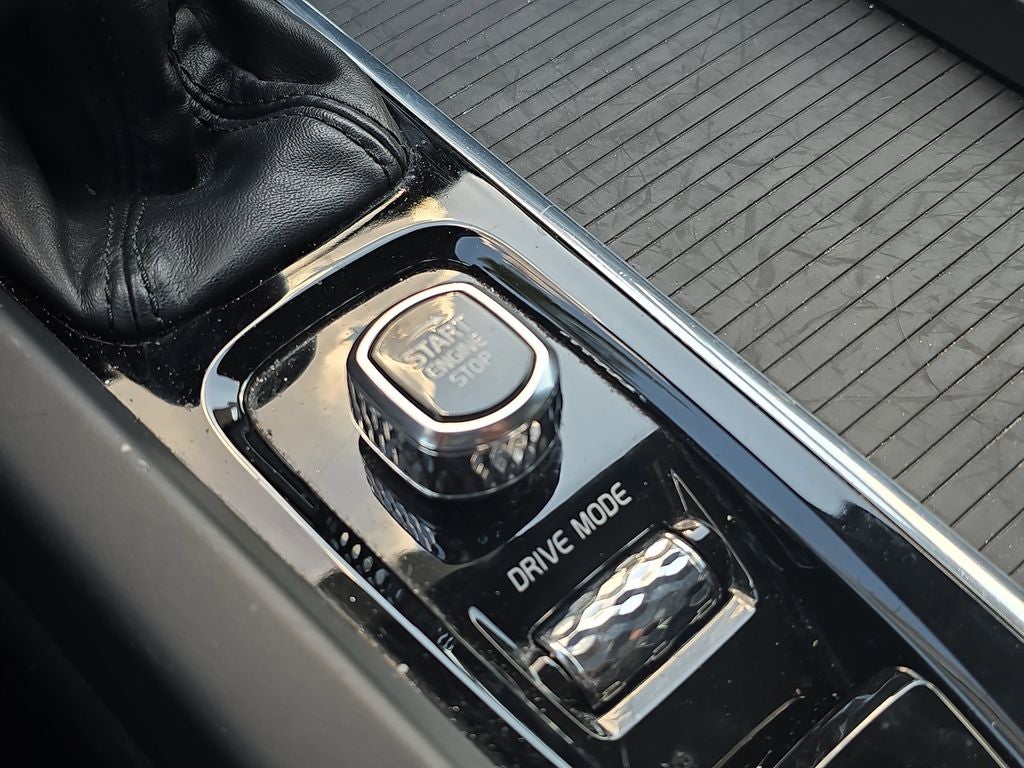 2020 Volvo S60 T5 Momentum