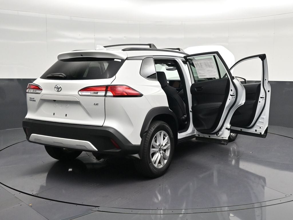 2024 Toyota Corolla Cross LE