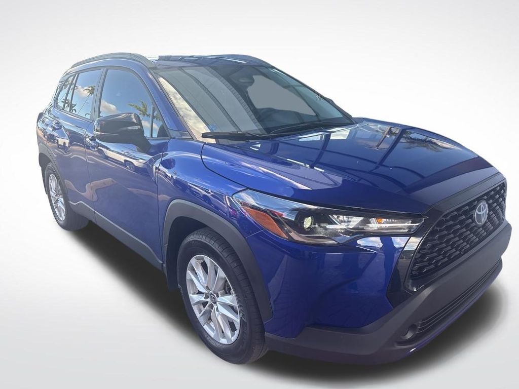 2025 Toyota Corolla Cross LE