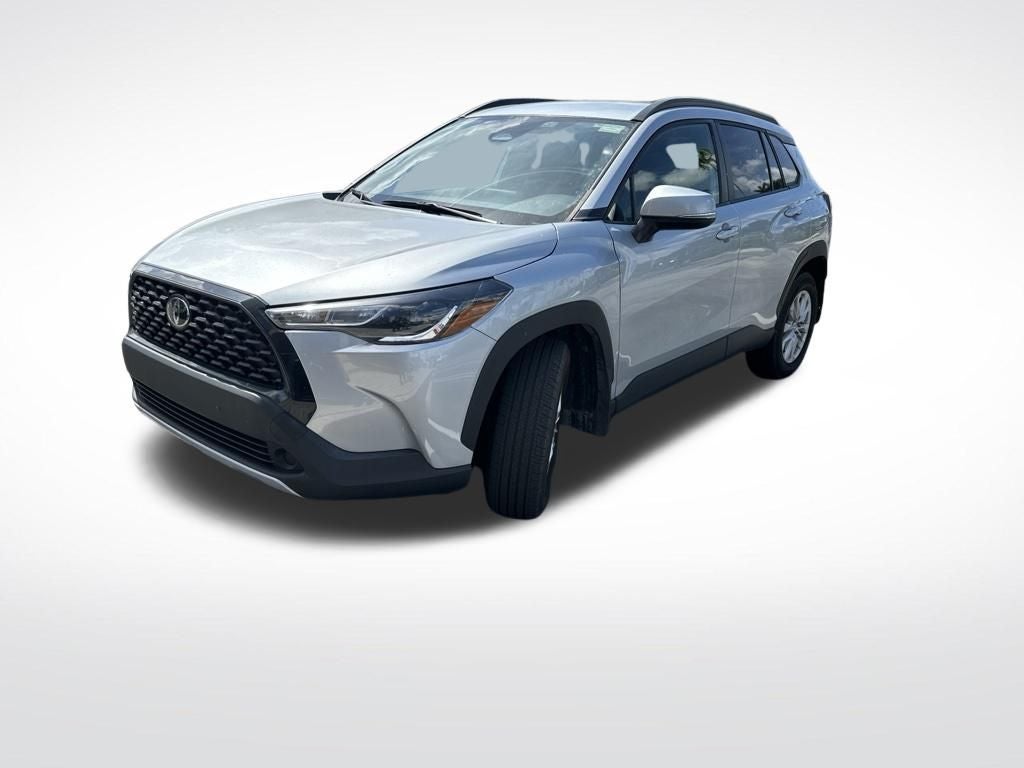 2024 Toyota Corolla Cross LE