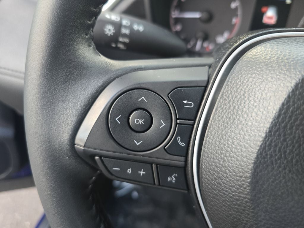 2025 Toyota Corolla Cross LE