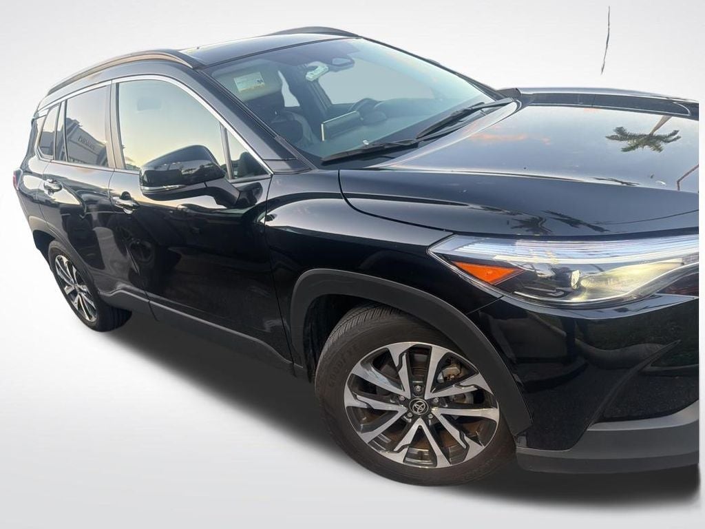 2025 Toyota Corolla Cross XLE