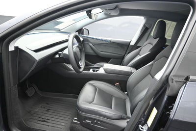 2026 Tesla Model Y Premium