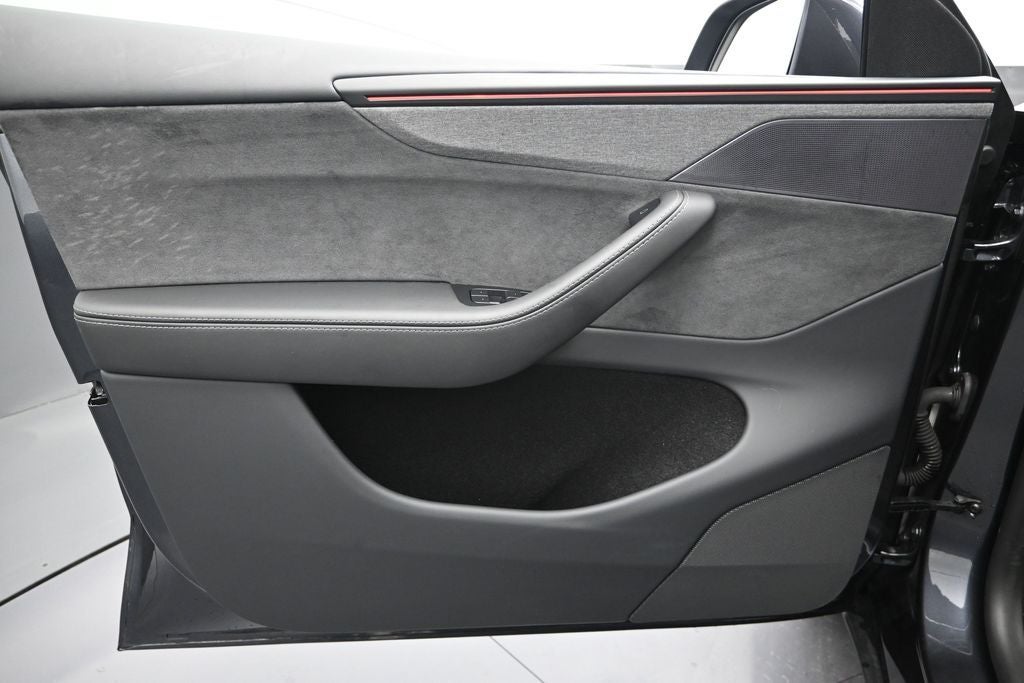 2026 Tesla Model Y Premium
