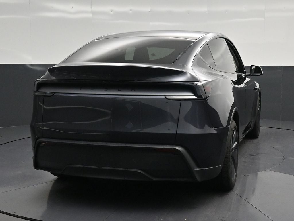 2026 Tesla Model Y Premium