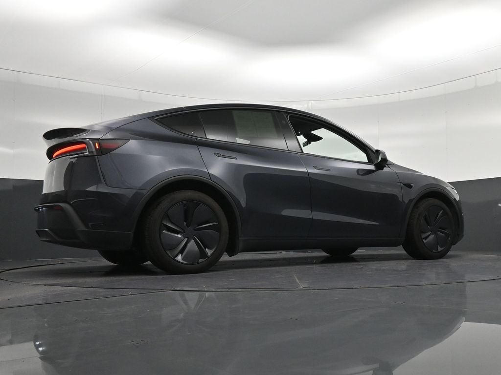 2026 Tesla Model Y Premium