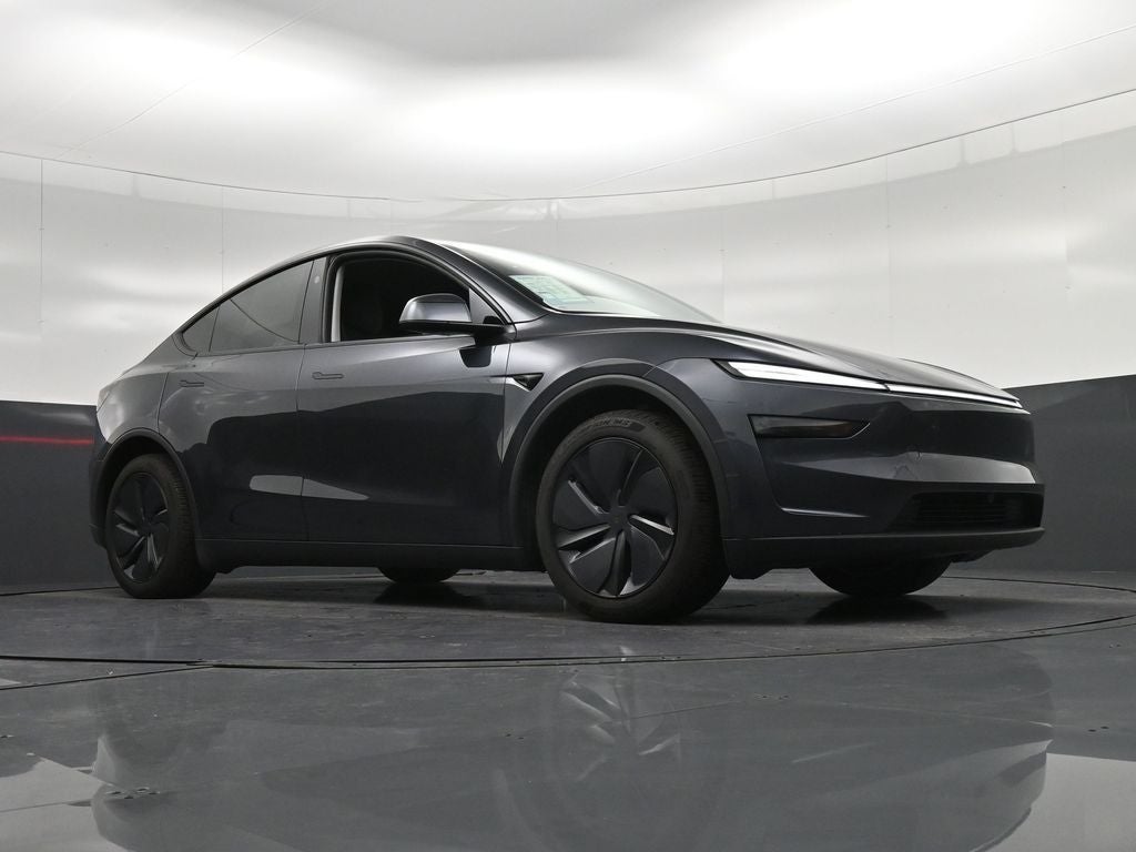 2026 Tesla Model Y Premium