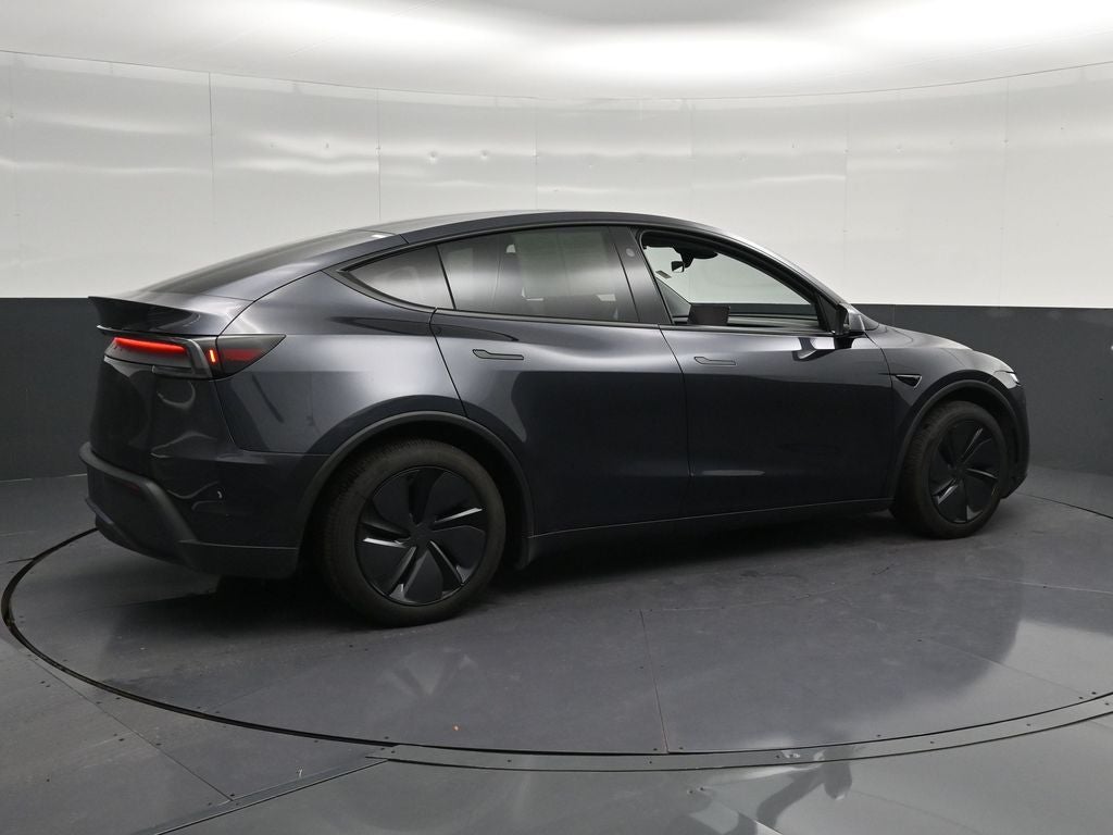 2026 Tesla Model Y Premium