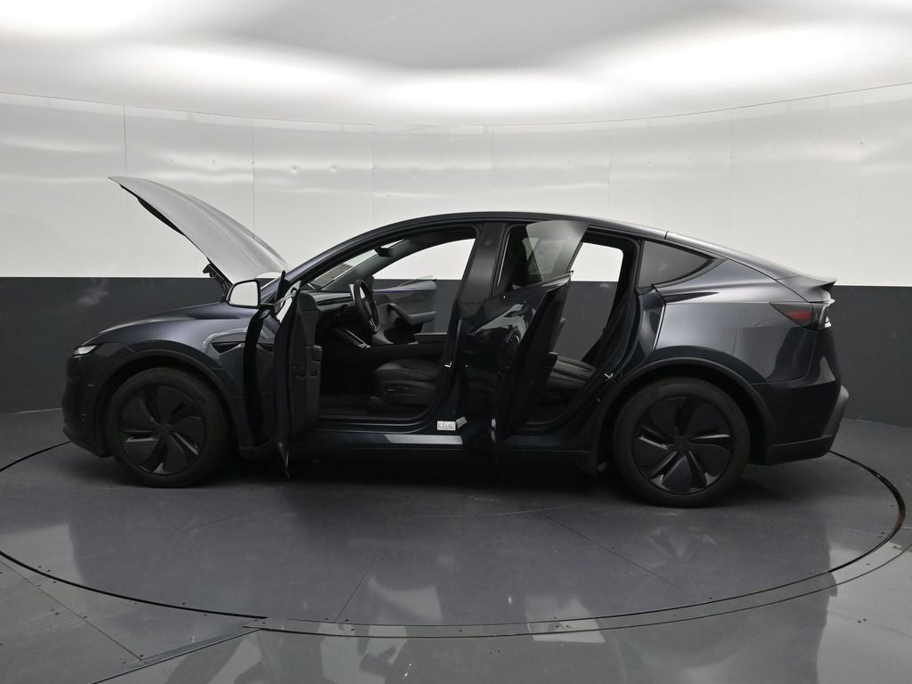 2026 Tesla Model Y Premium