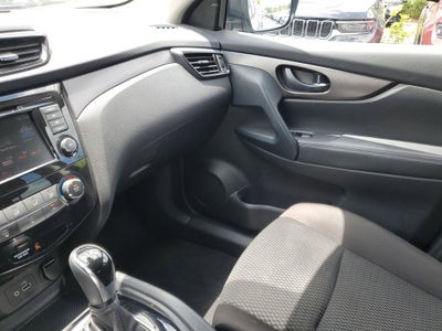 2022 Nissan Rogue Sport S