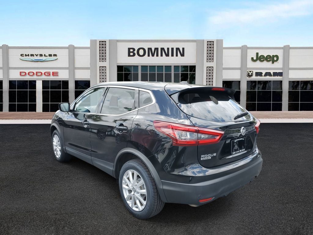 2022 Nissan Rogue Sport S