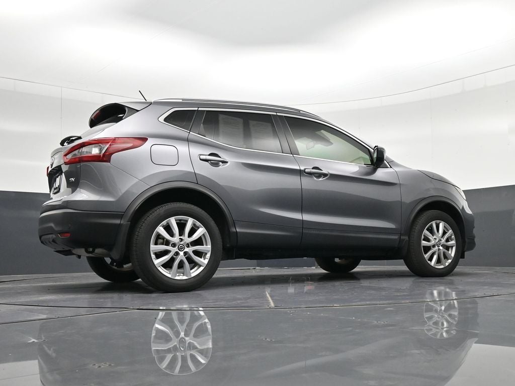 2022 Nissan Rogue Sport SV