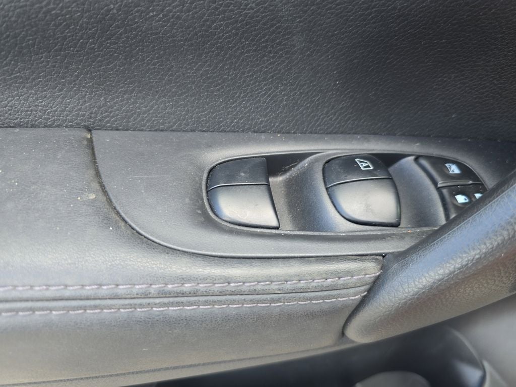 2020 Nissan Rogue Sport SL