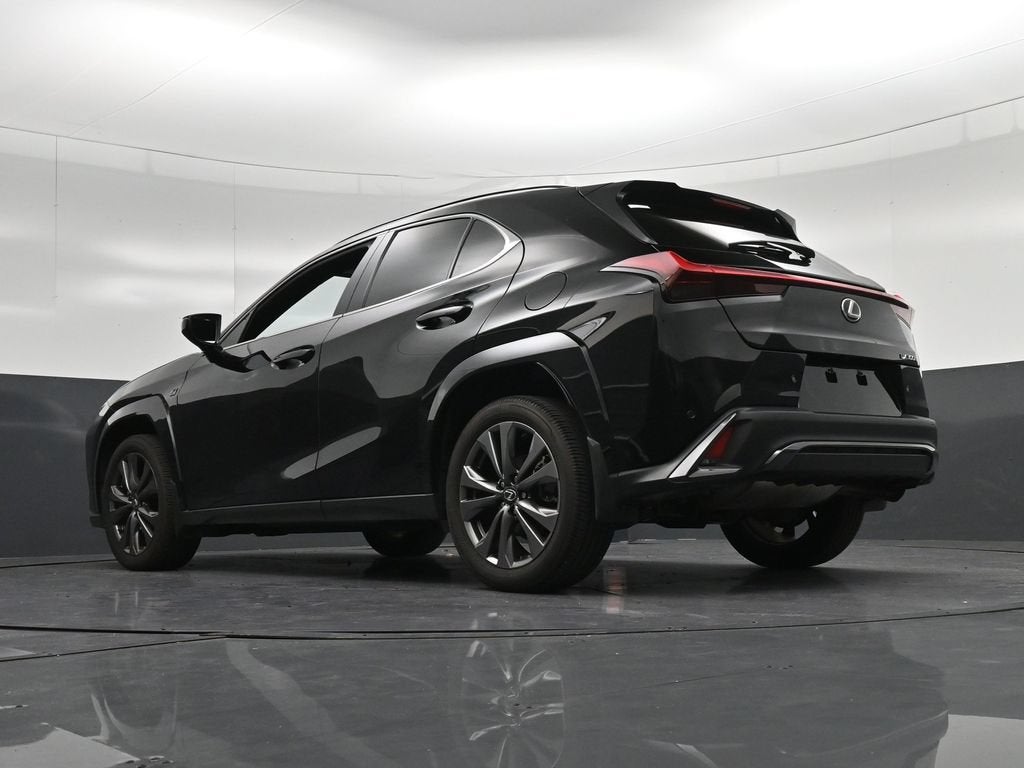 2025 Lexus UX 300h F SPORT Design