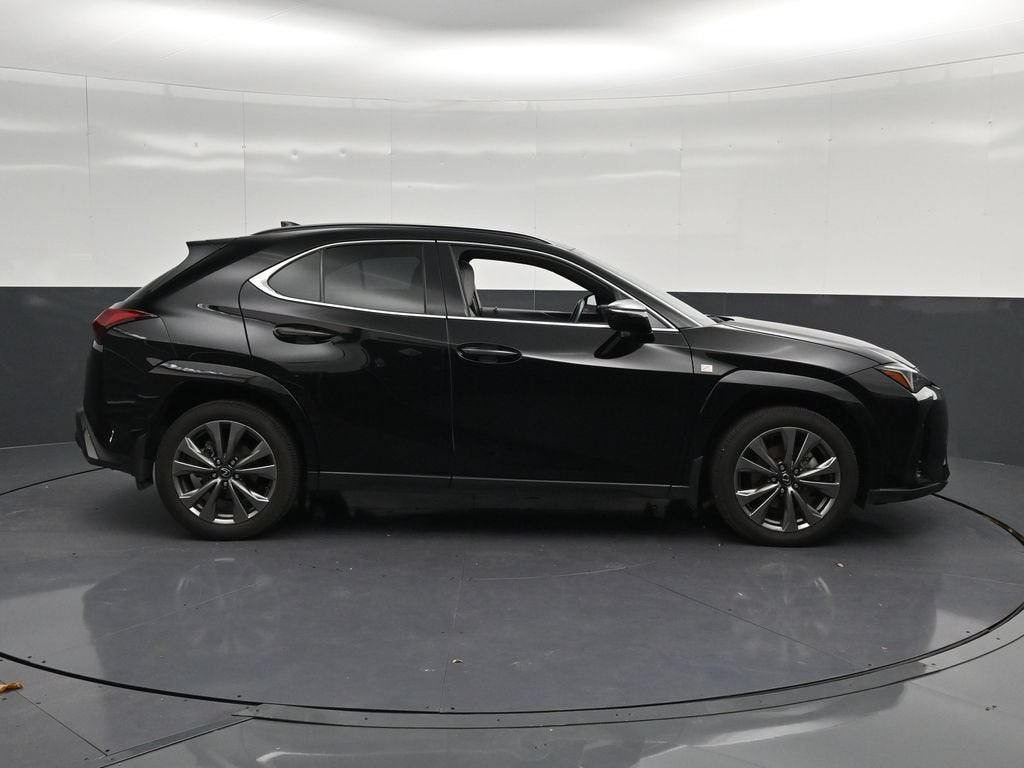 2025 Lexus UX 300h F SPORT Design