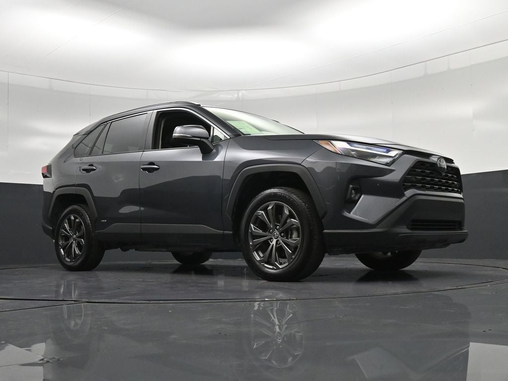 2025 Toyota RAV4 Hybrid XLE Premium