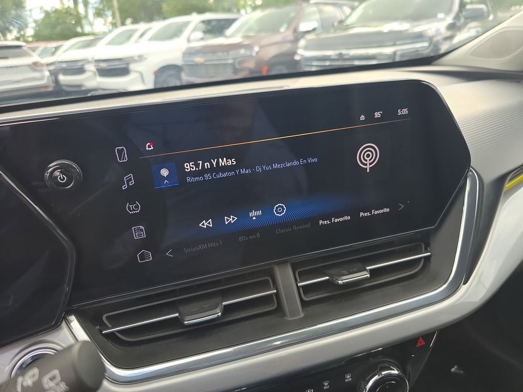 2024 Chevrolet Trax LT