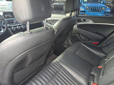 2022 Genesis G70 2.0T