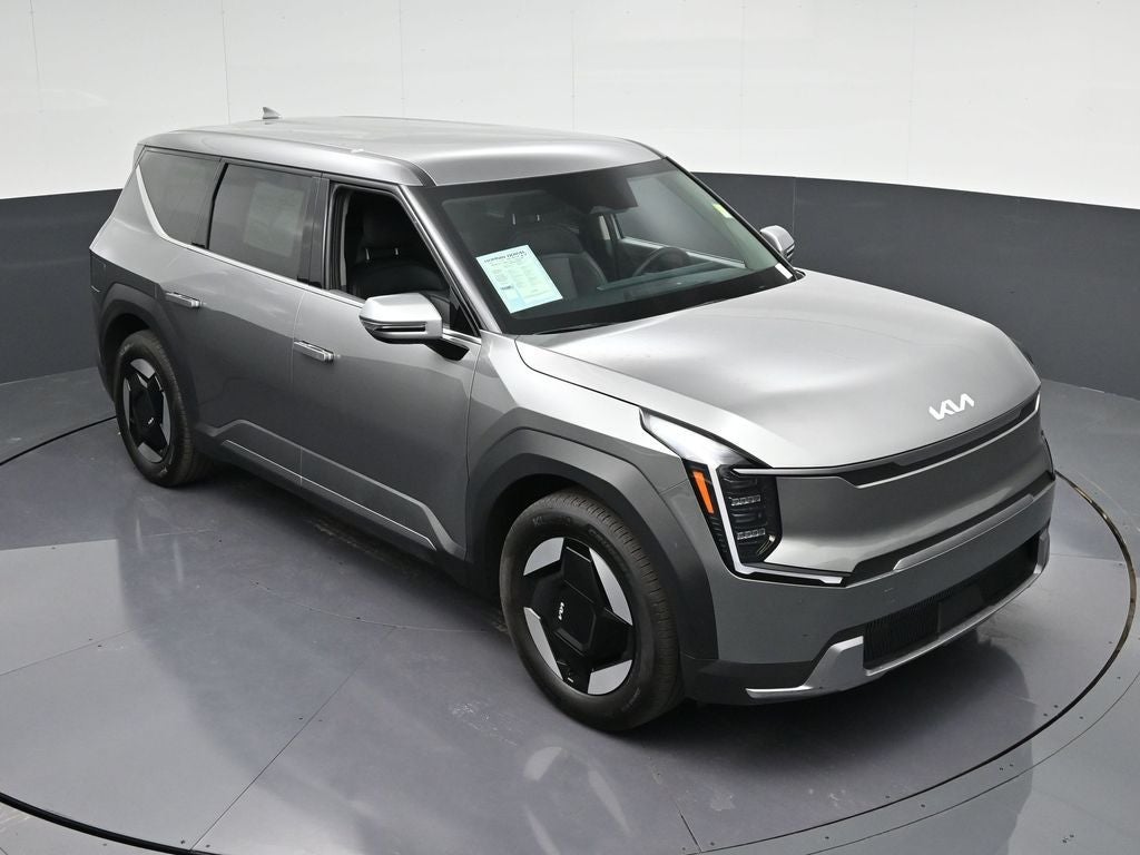 2025 Kia EV9 Light