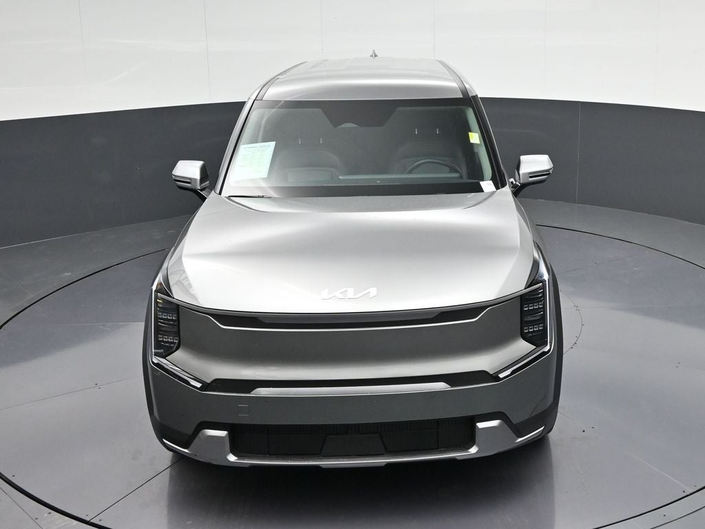 2025 Kia EV9 Light
