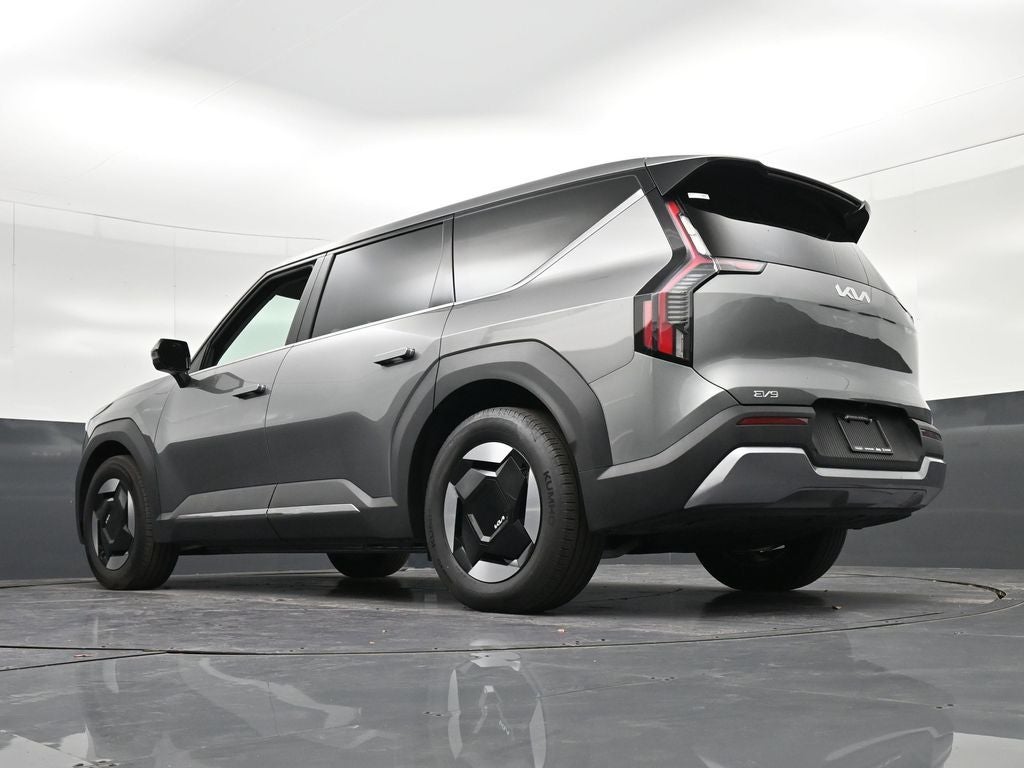 2025 Kia EV9 Light