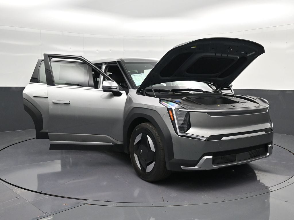 2025 Kia EV9 Light