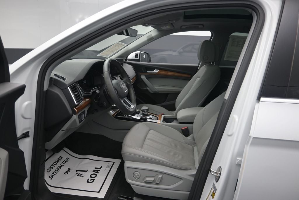 2023 Audi Q5 45 S line Premium Plus quattro