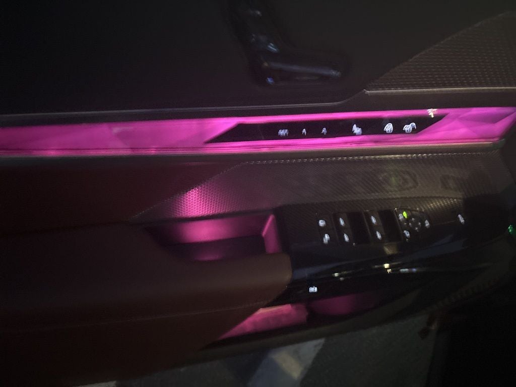 2025 BMW 7 Series 740i