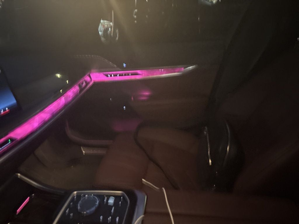 2025 BMW 7 Series 740i