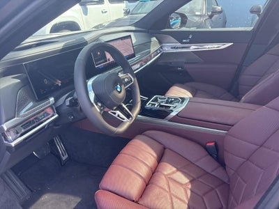 2025 BMW 7 Series 740i