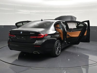 2021 BMW 5 Series 530i
