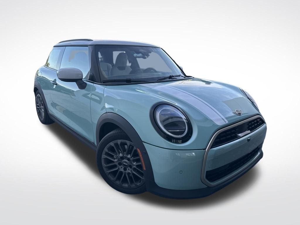 2025 MINI Cooper S Iconic