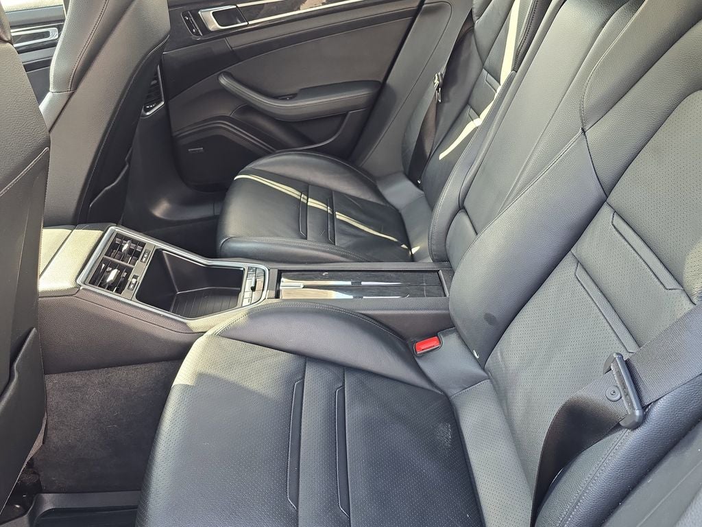 2017 Porsche Panamera 4S