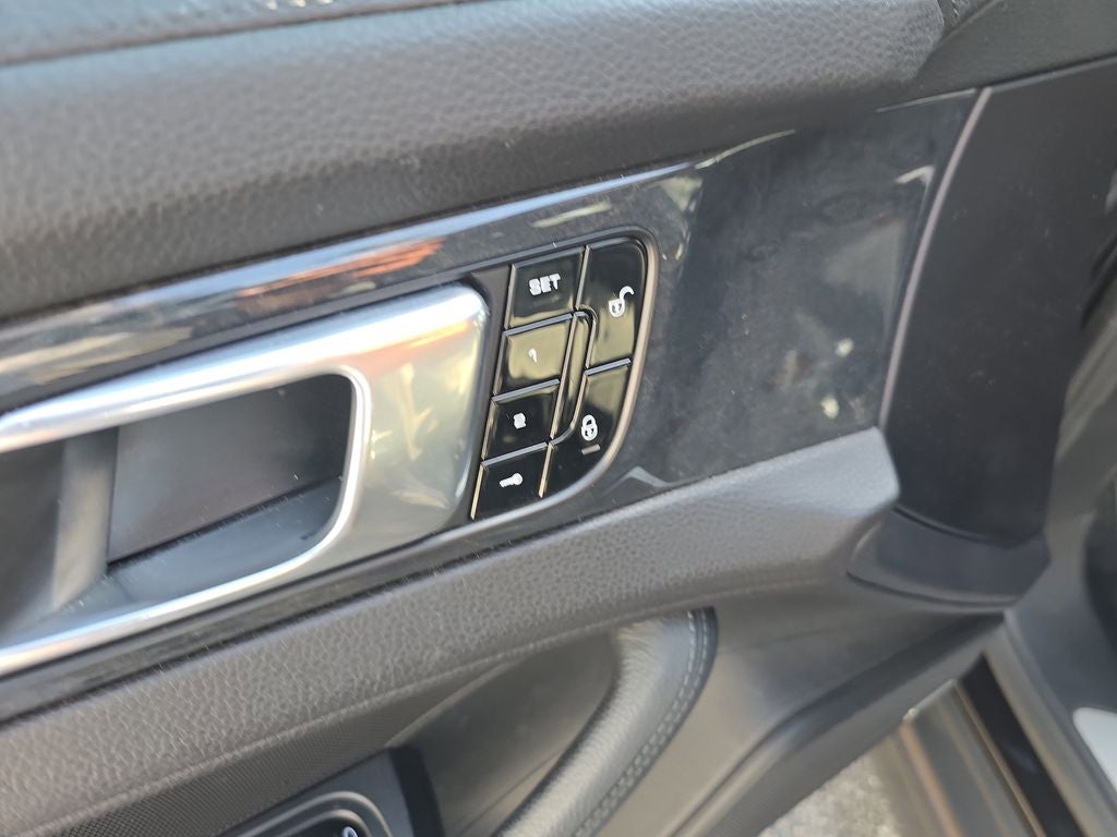 2017 Porsche Panamera 4S