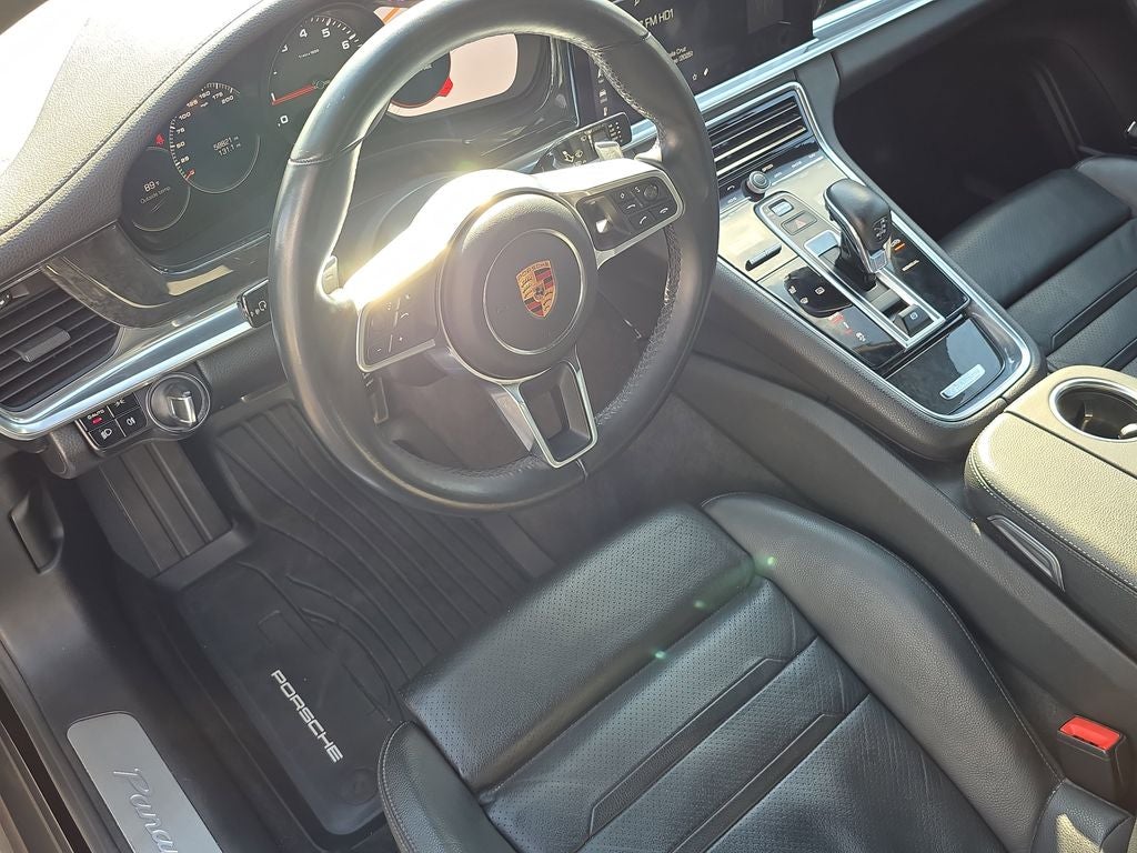 2017 Porsche Panamera 4S