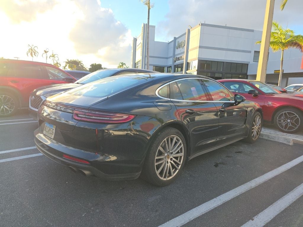 2017 Porsche Panamera 4S