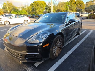 2017 Porsche Panamera 4S