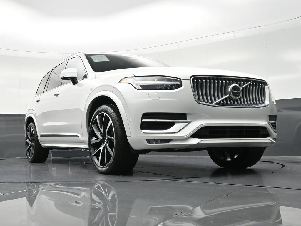 2024 Volvo XC90 B5 Plus