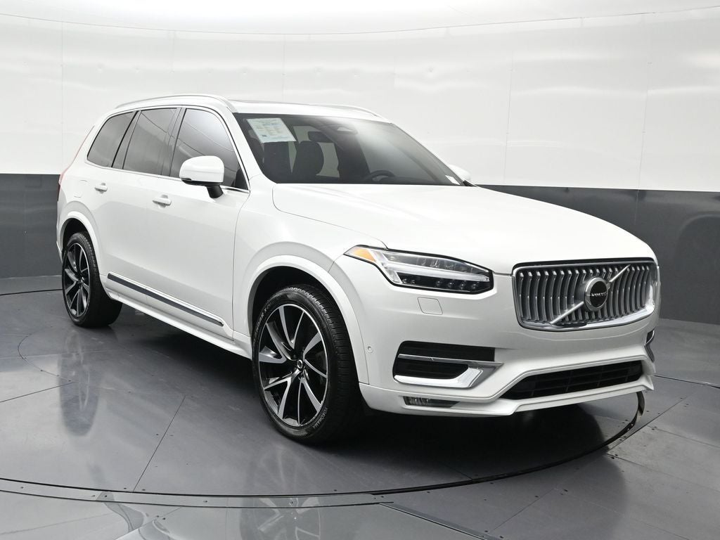 2024 Volvo XC90 B5 Plus