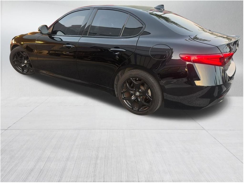 2021 Alfa Romeo Giulia RWD