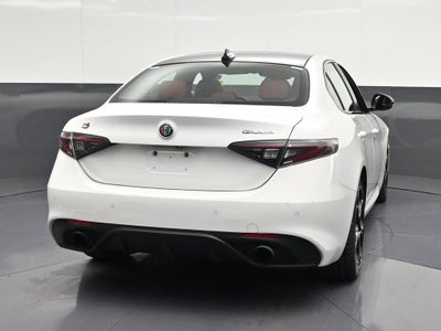2025 Alfa Romeo Giulia Base