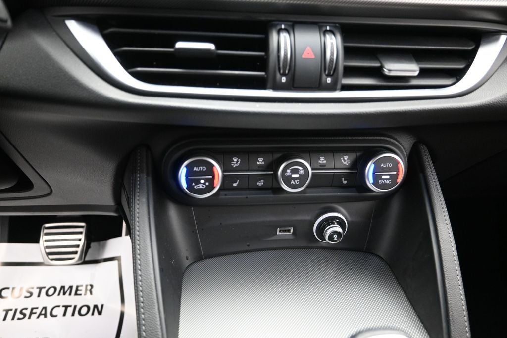 2024 Alfa Romeo Stelvio Ti