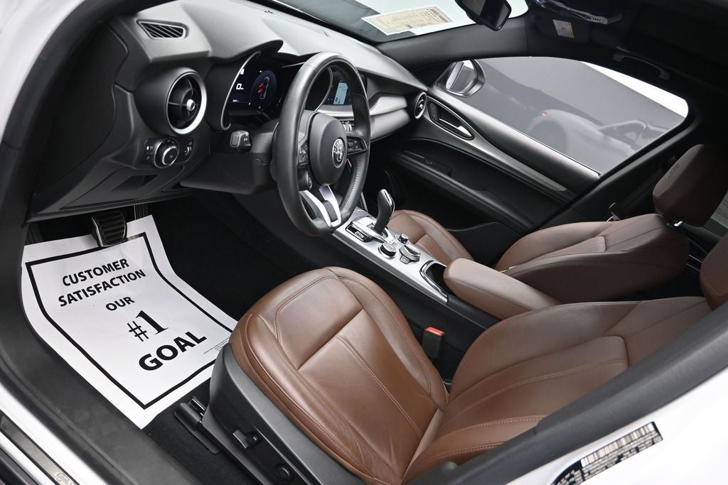 2024 Alfa Romeo Stelvio Ti