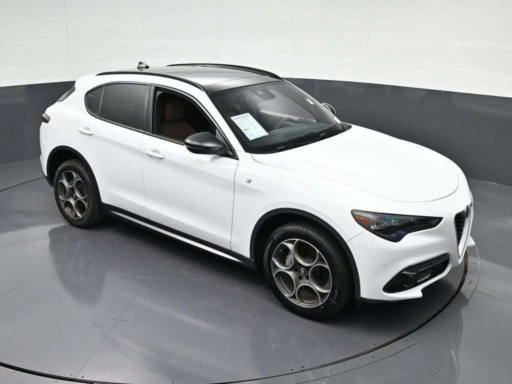 2024 Alfa Romeo Stelvio Ti