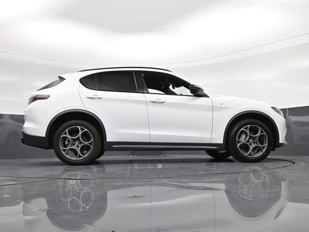 2024 Alfa Romeo Stelvio Ti