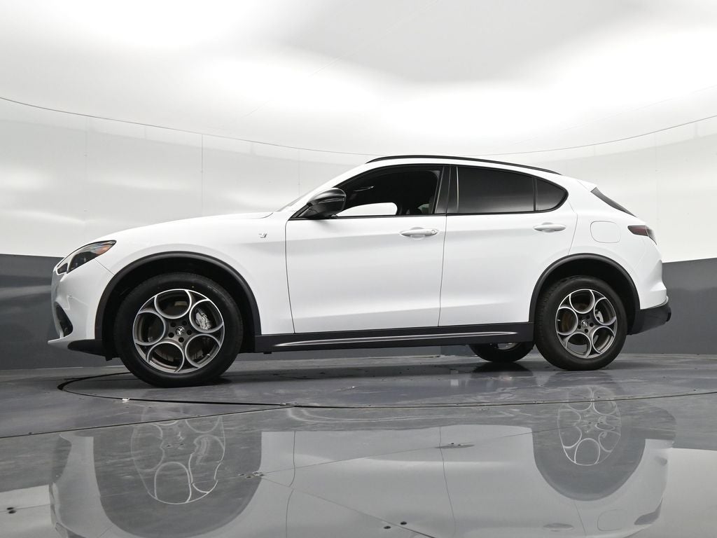 2024 Alfa Romeo Stelvio Ti