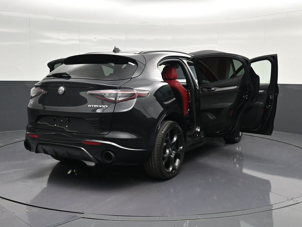 2024 Alfa Romeo Stelvio Veloce