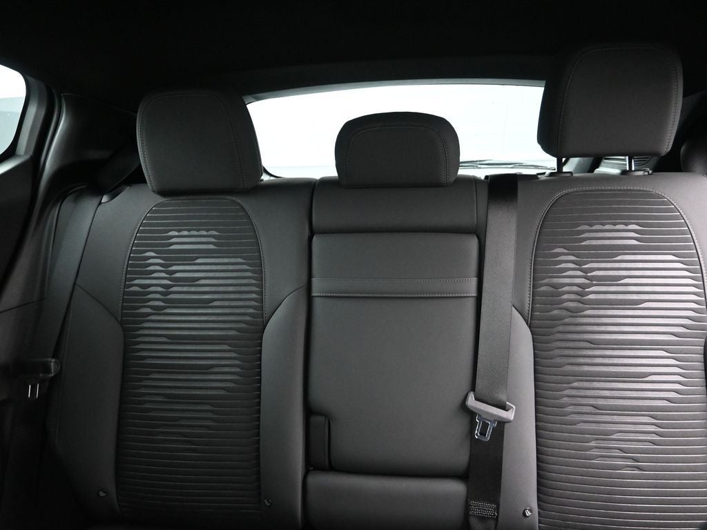 2025 Alfa Romeo Tonale Base