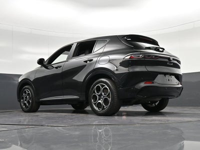 2025 Alfa Romeo Tonale Base