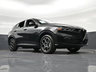 2025 Alfa Romeo Tonale Base